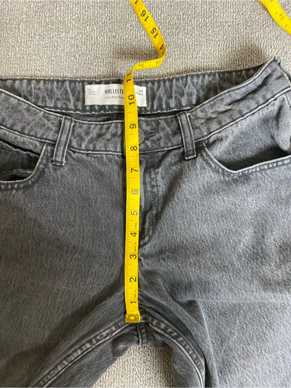 Hollister Washed Bleached Dark Gray Low-Rise Blokecore Streetwear Baggy Jeans